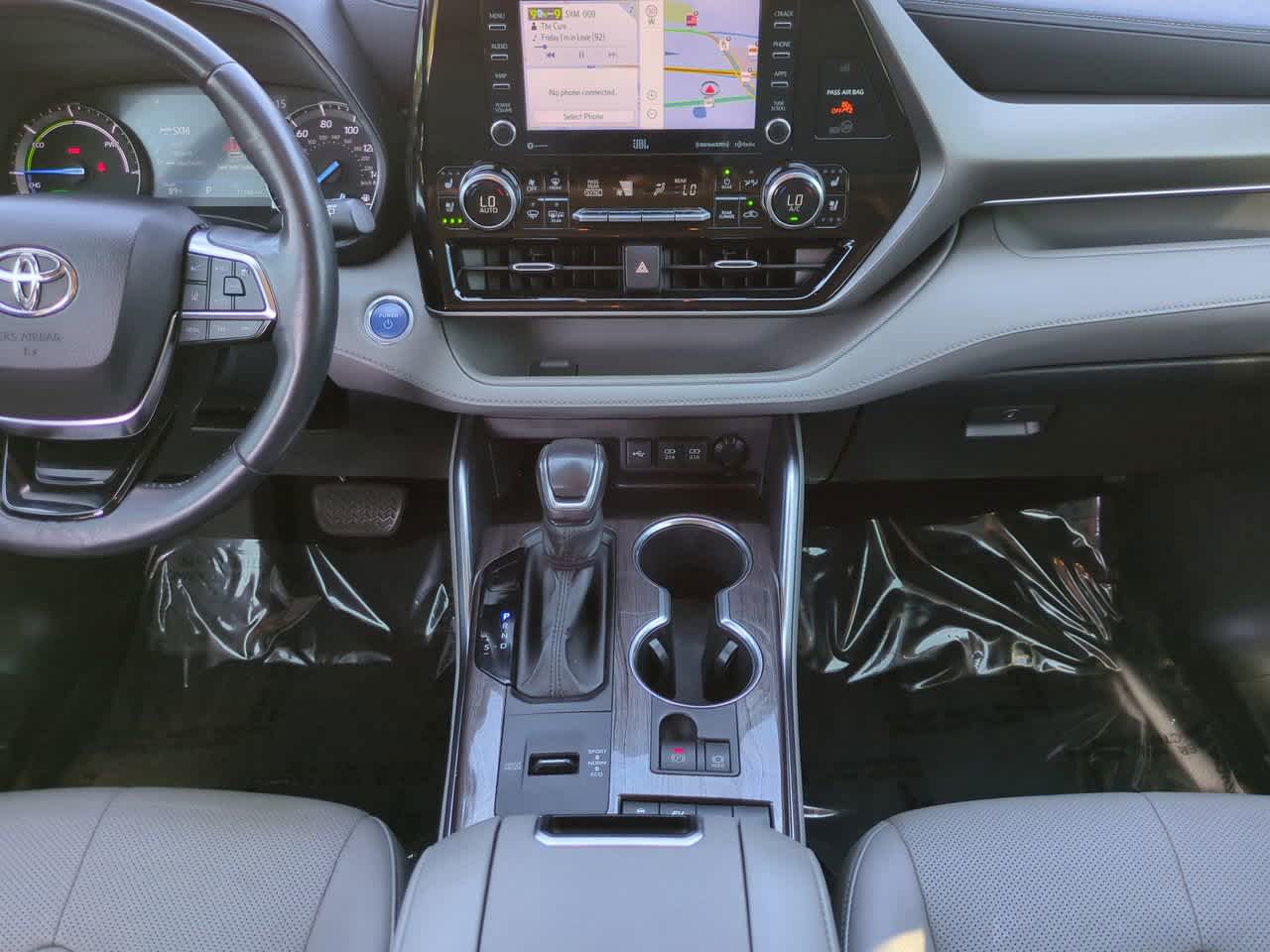 Thumbnail: 2021 Toyota Highlander - 19