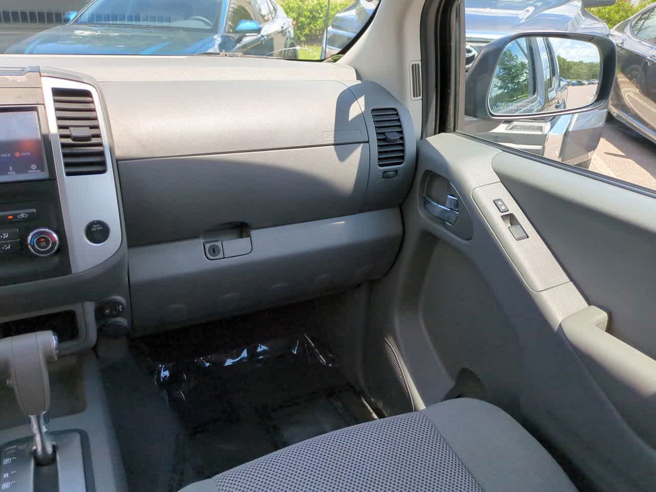 Thumbnail: 2019 Nissan Frontier - 16