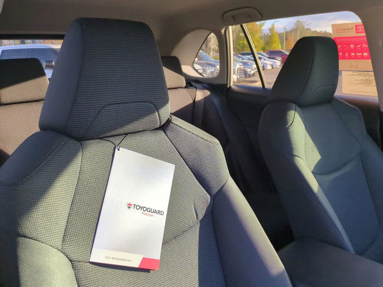 Thumbnail: 2025 Toyota RAV4 - 6