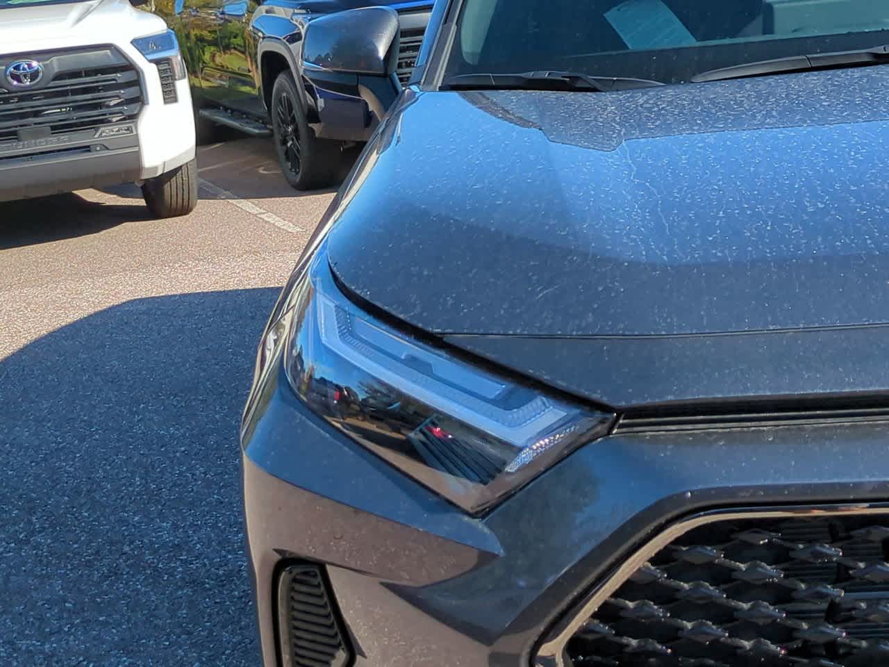 Thumbnail: 2025 Toyota RAV4 - 10