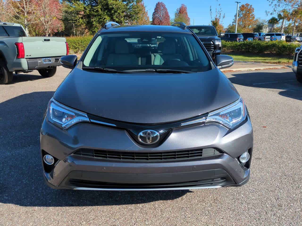 Thumbnail: 2017 Toyota RAV4 - 9