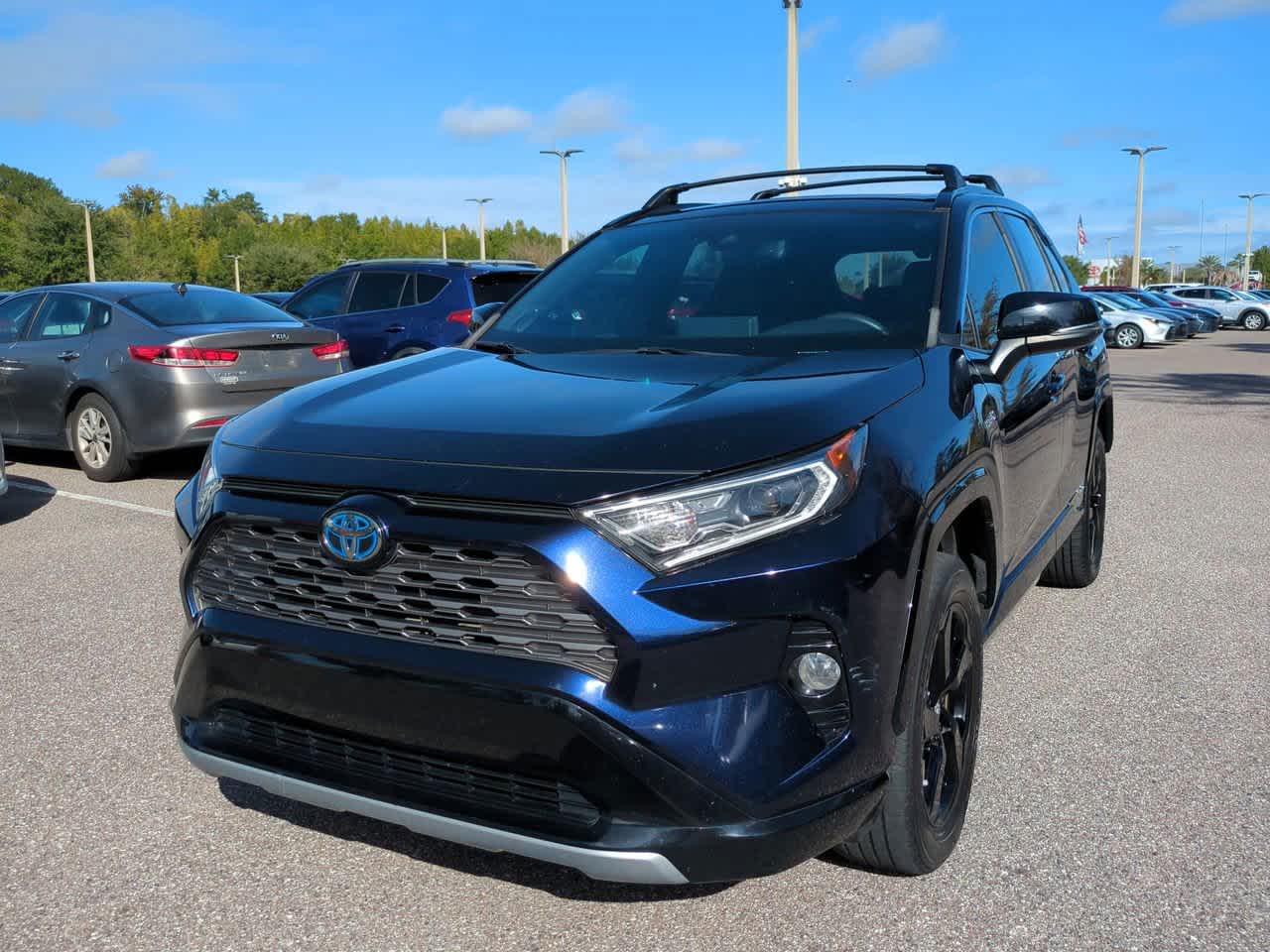 Thumbnail: 2020 Toyota RAV4 - 2