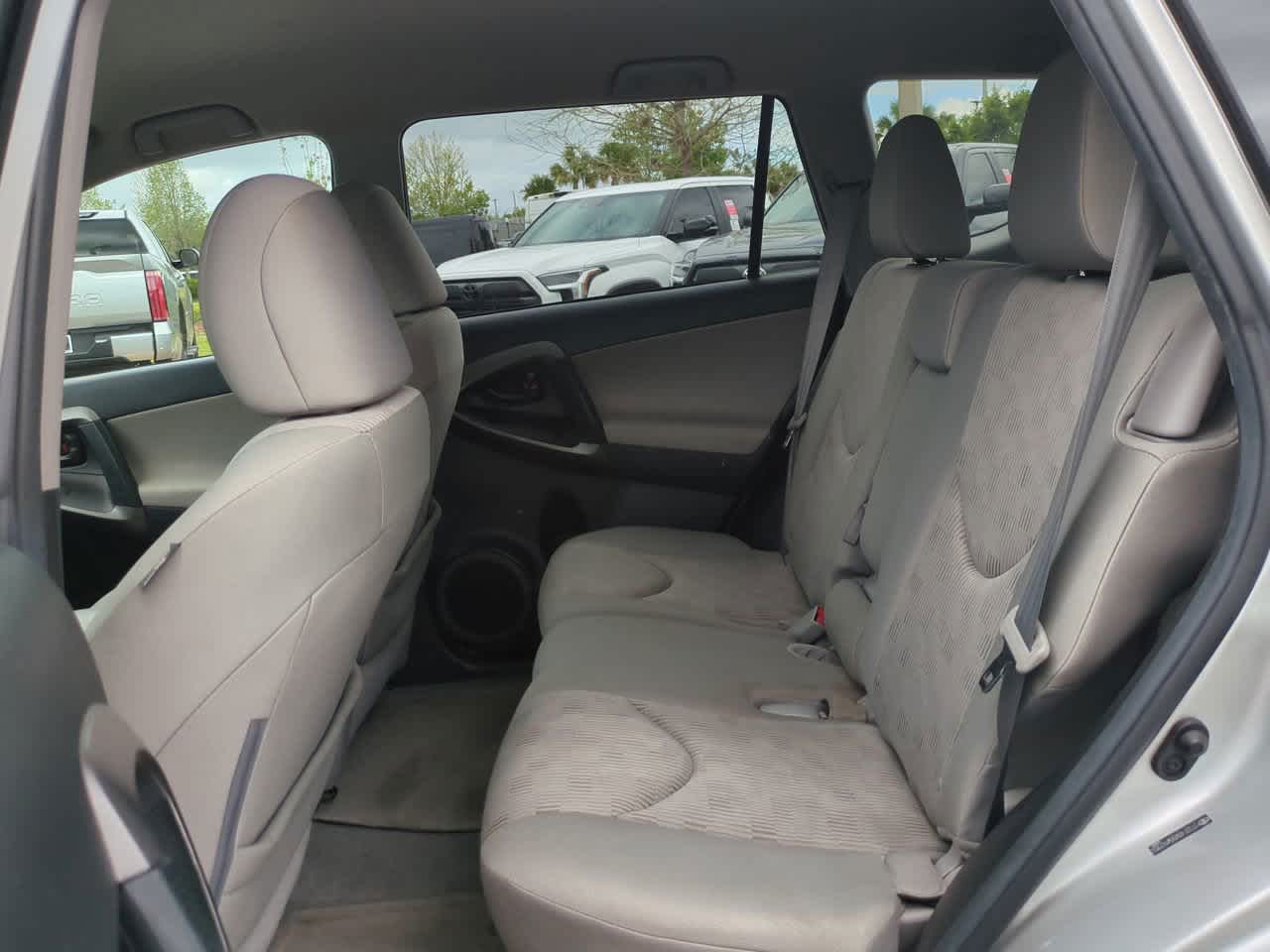 Thumbnail: 2012 Toyota RAV4 - 13