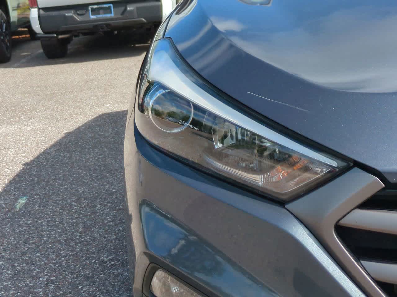 Thumbnail: 2016 Hyundai Tucson - 10
