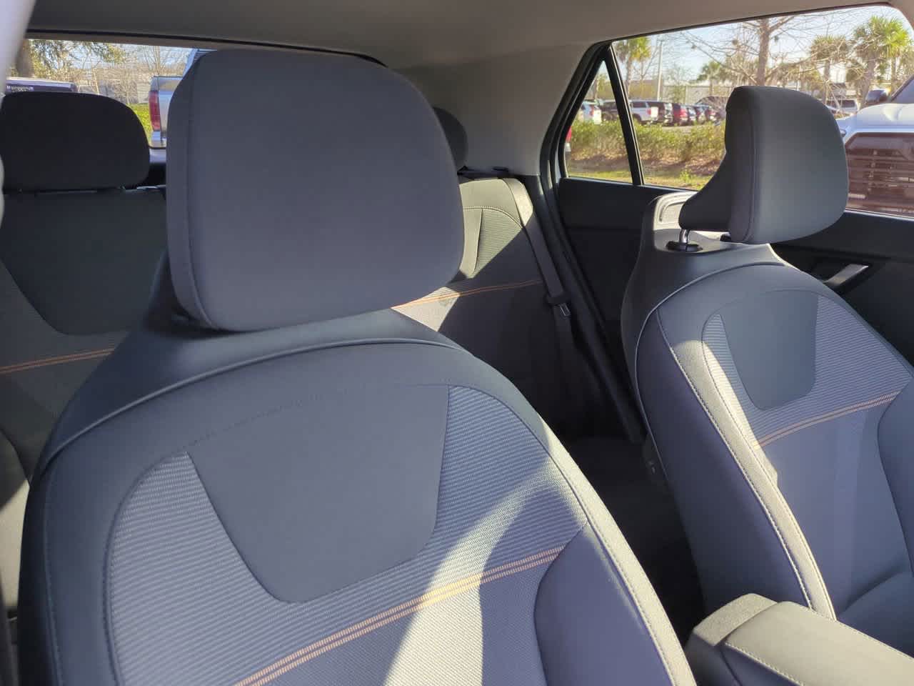 Thumbnail: 2023 Kia Niro - 7