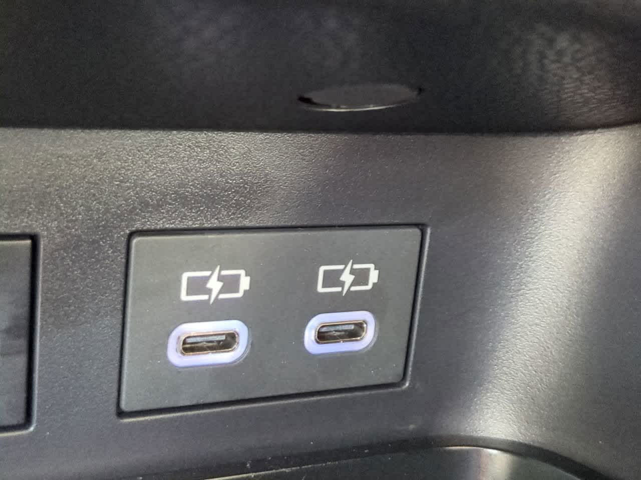 Thumbnail: 2025 Toyota Camry - 20