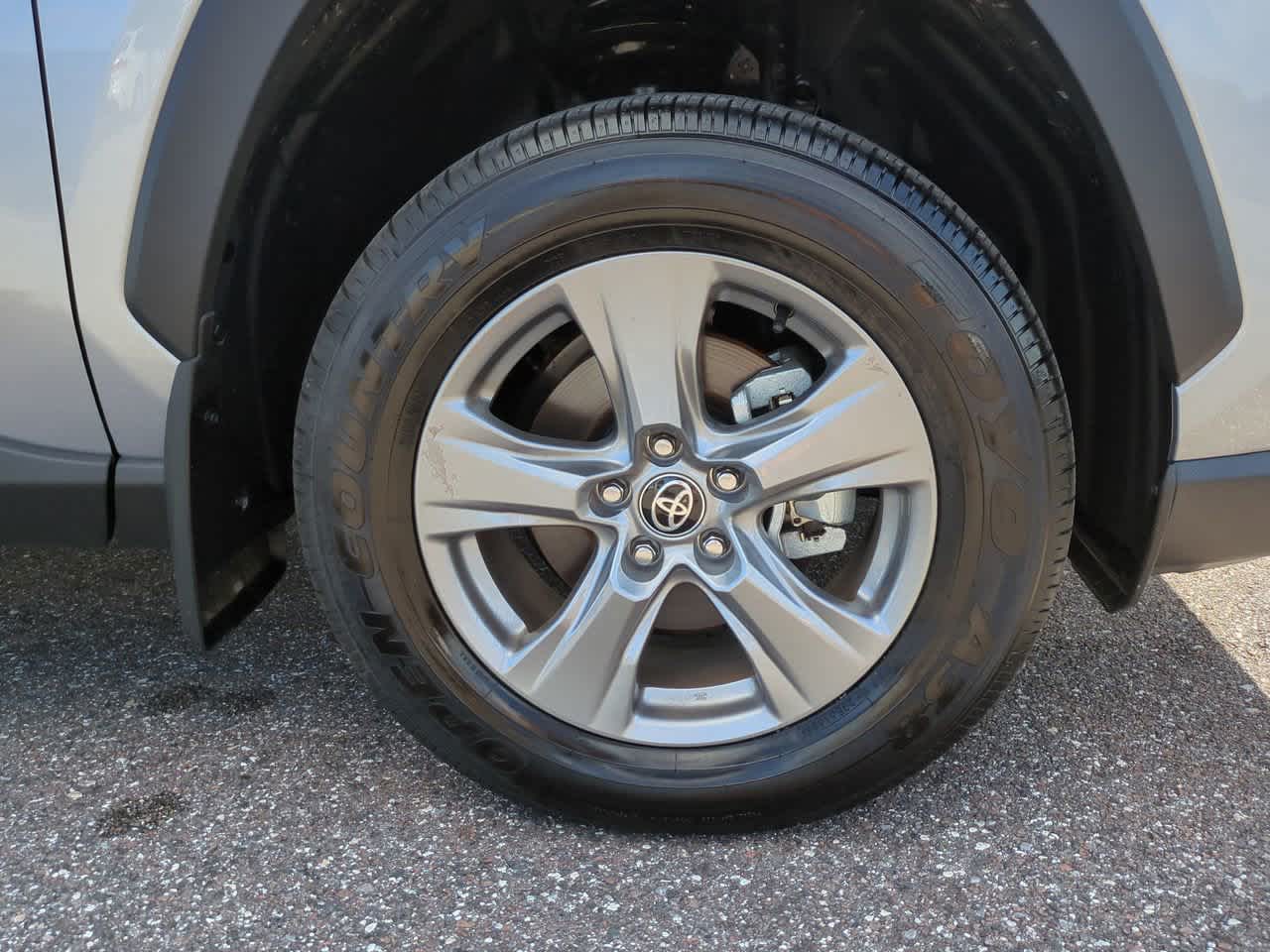 Thumbnail: 2025 Toyota RAV4 - 11