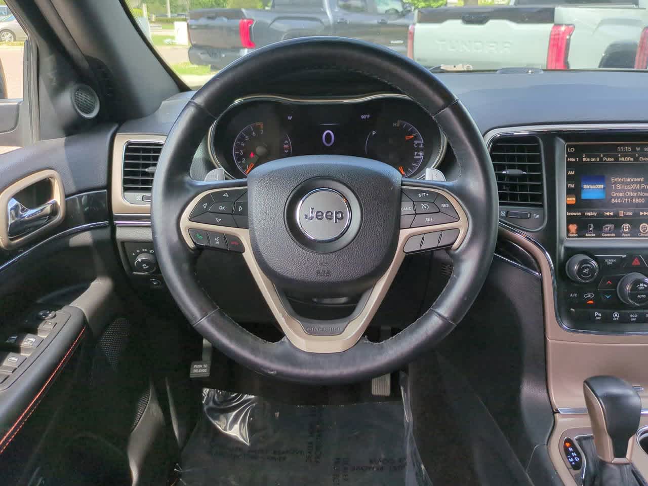 Thumbnail: 2017 Jeep Grand Cherokee - 15