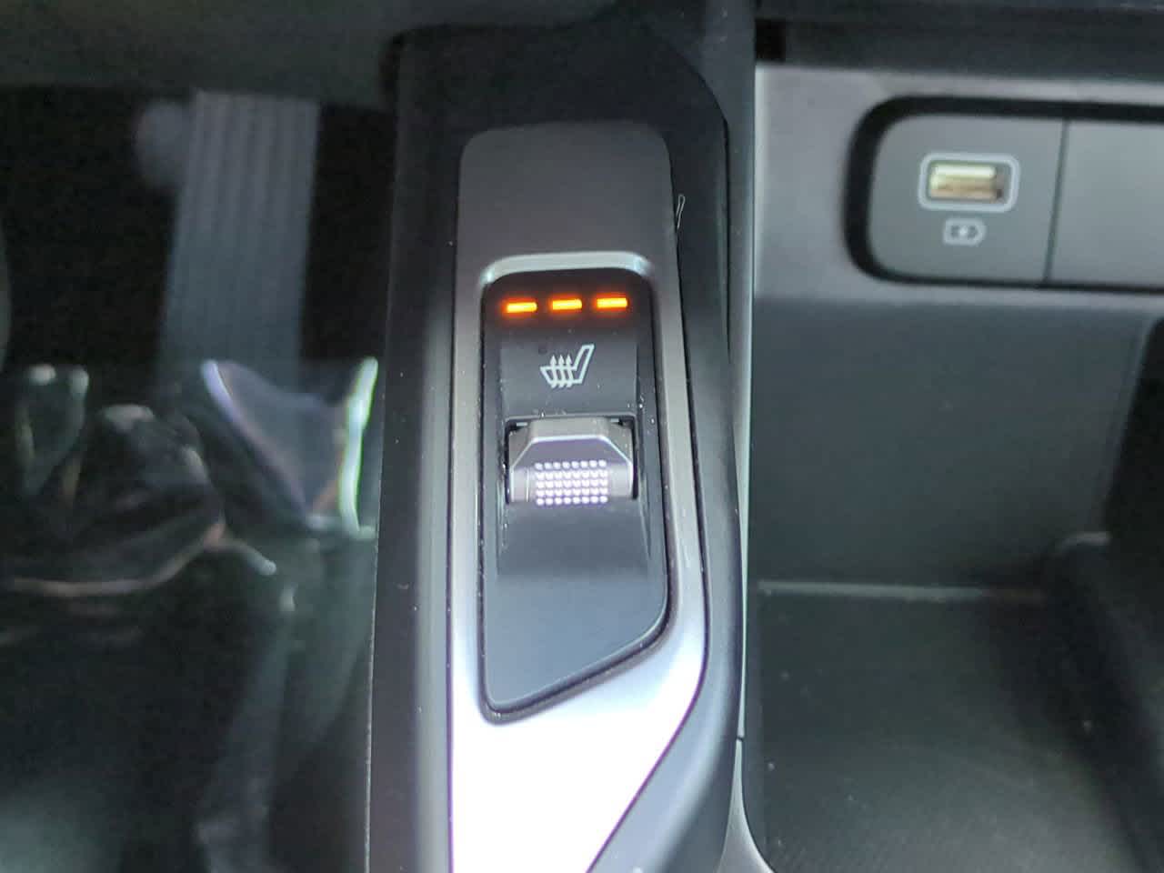 Thumbnail: 2022 Kia Sorento - 22