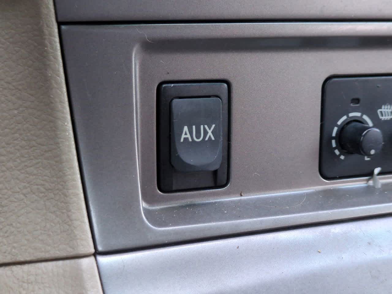 Thumbnail: 2010 Toyota Highlander - 22