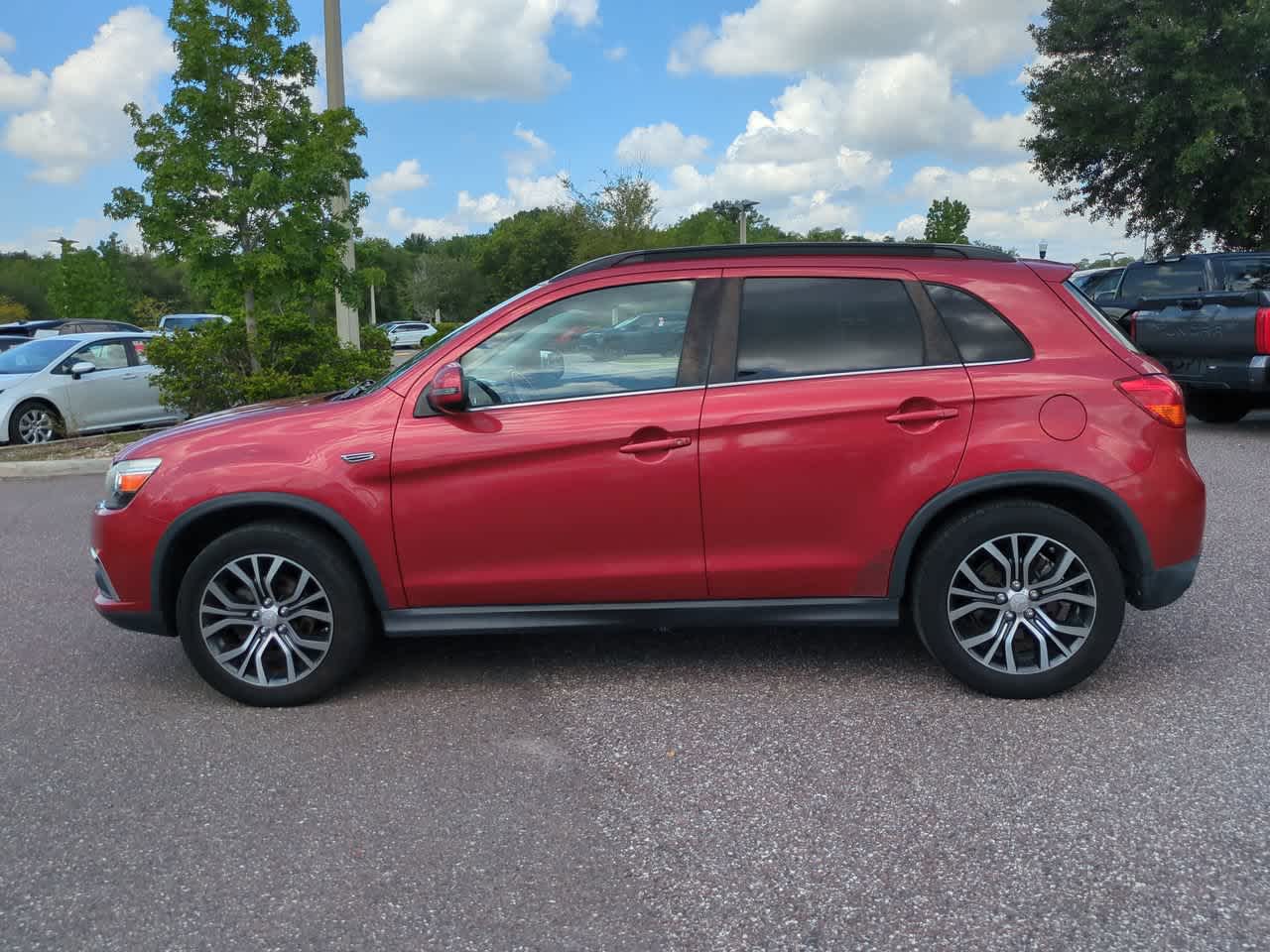 Thumbnail: 2016 Mitsubishi Outlander Sport - 3