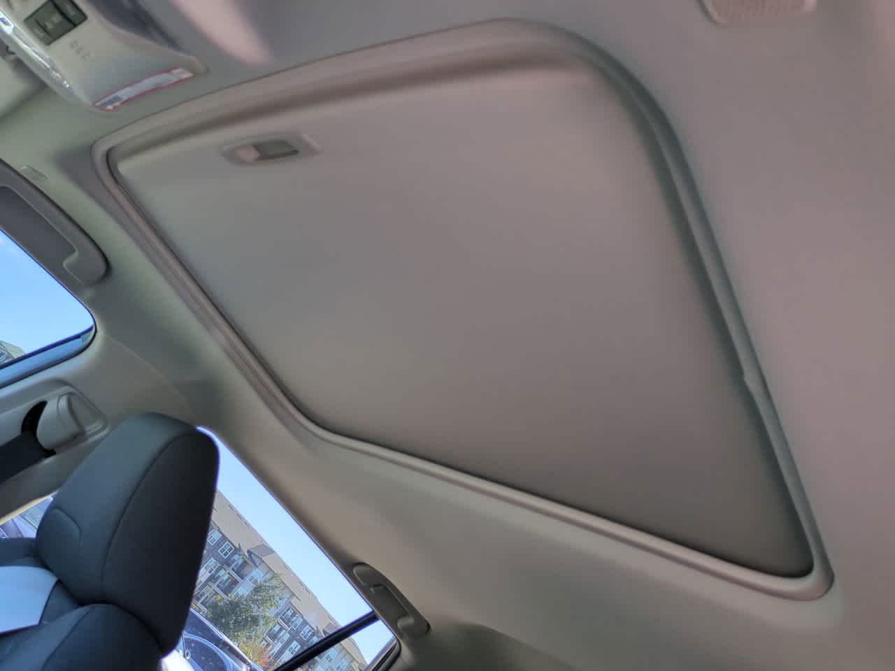 Thumbnail: 2025 Toyota RAV4 - 19