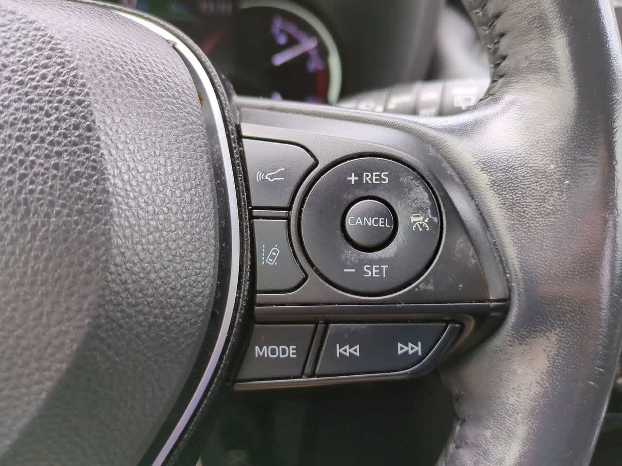 Thumbnail: 2019 Toyota RAV4 - 26