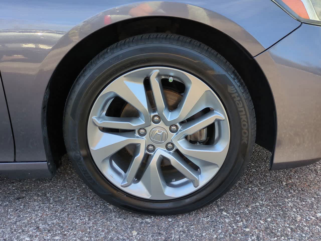 Thumbnail: 2019 Honda Accord - 11