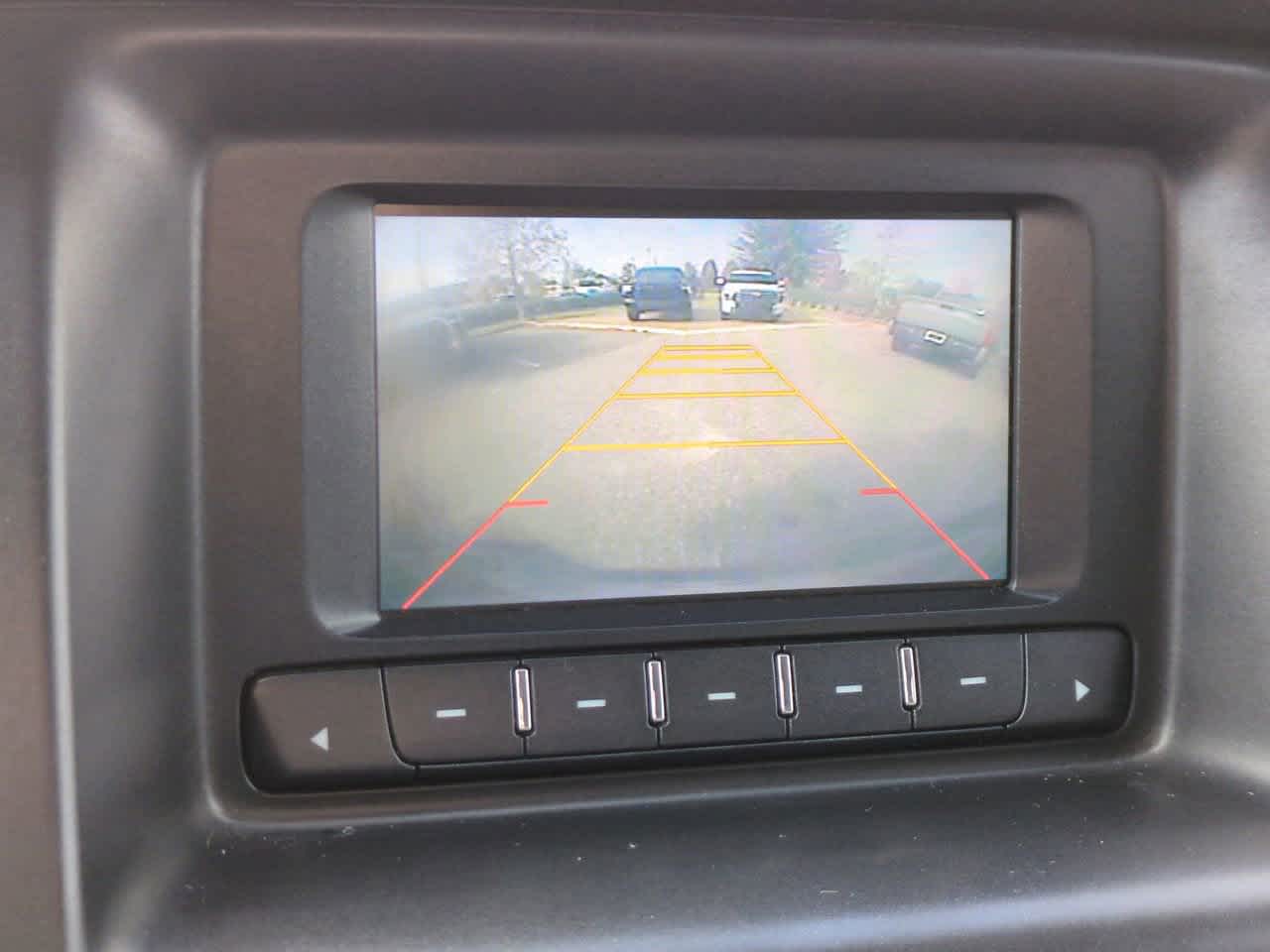 Thumbnail: 2016 Chevrolet Colorado - 18