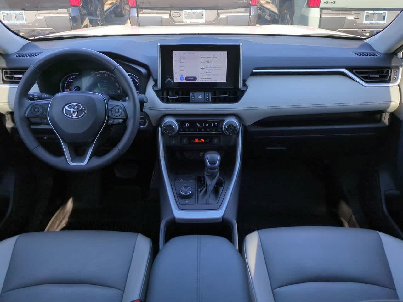 Thumbnail: 2024 Toyota RAV4 - 14