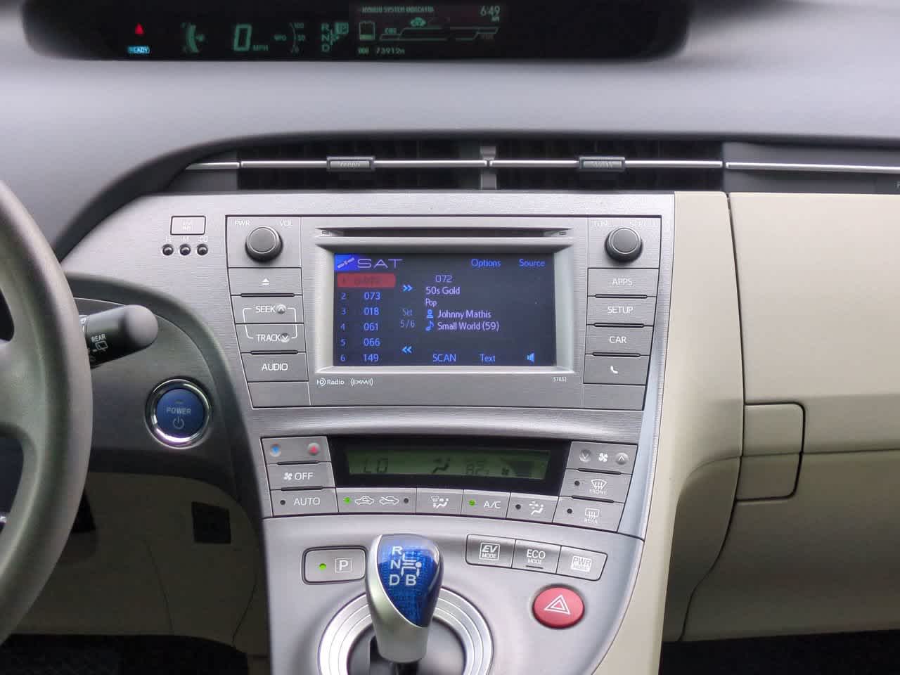 Thumbnail: 2014 Toyota Prius - 16