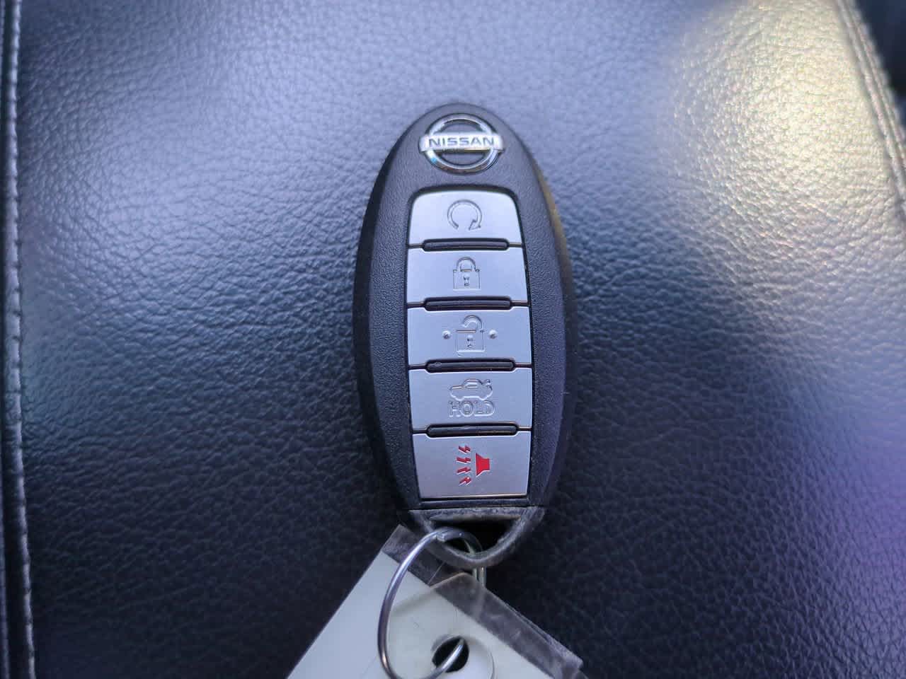 Thumbnail: 2017 Nissan Altima - 26