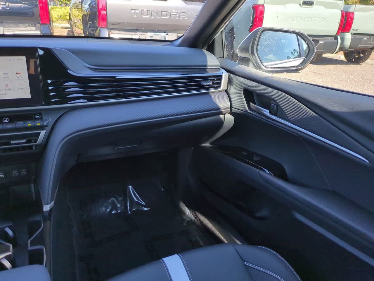 Thumbnail: 2025 Toyota Camry - 16