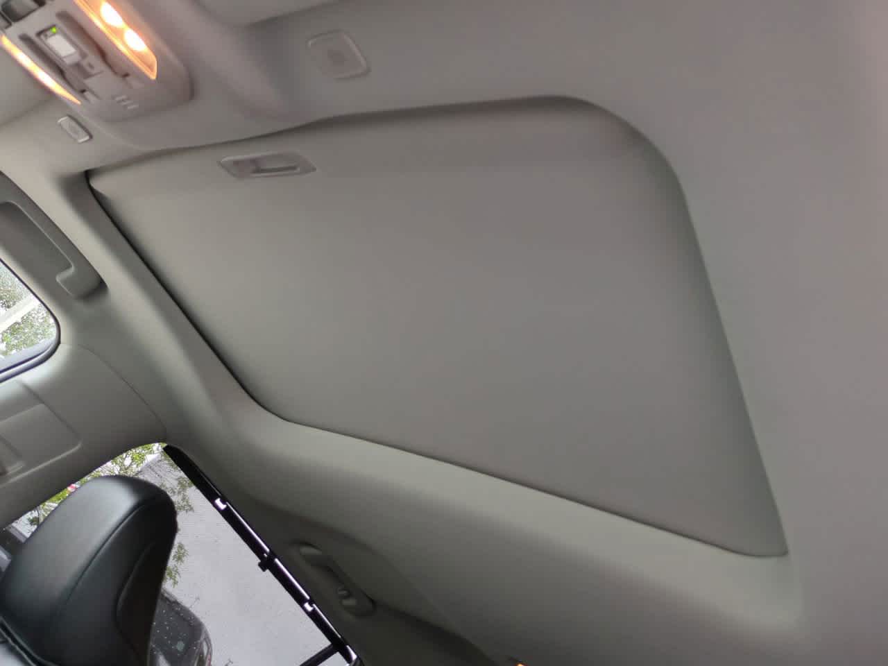 Thumbnail: 2023 Toyota Highlander - 20