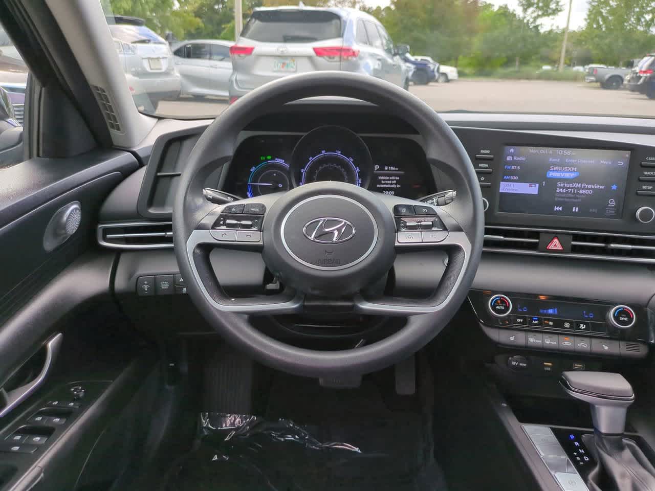 Thumbnail: 2022 Hyundai Elantra - 15