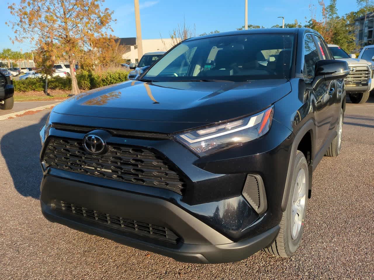 Thumbnail: 2025 Toyota RAV4 - 2