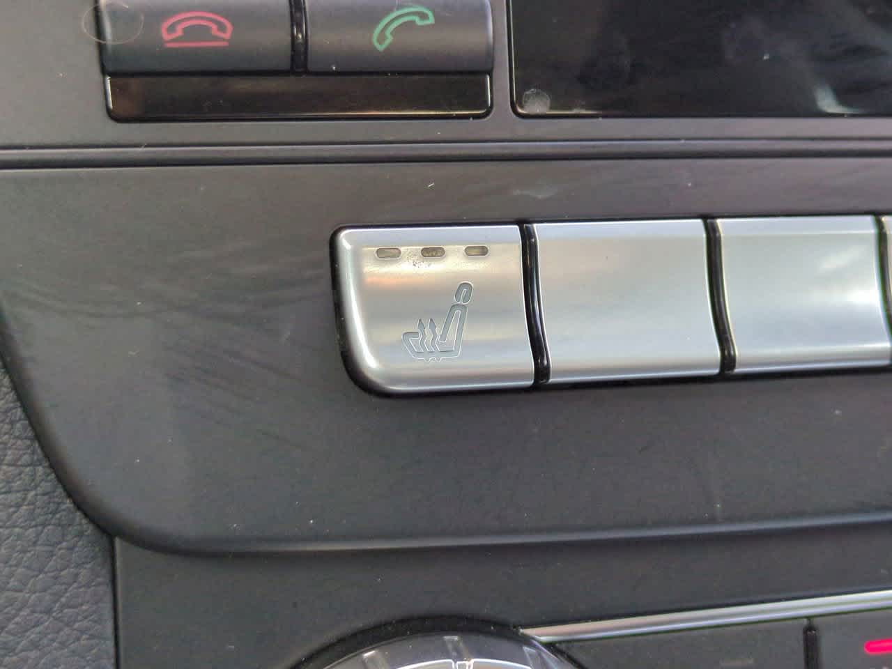 Thumbnail: 2013 Mercedes-Benz C-Class - 19