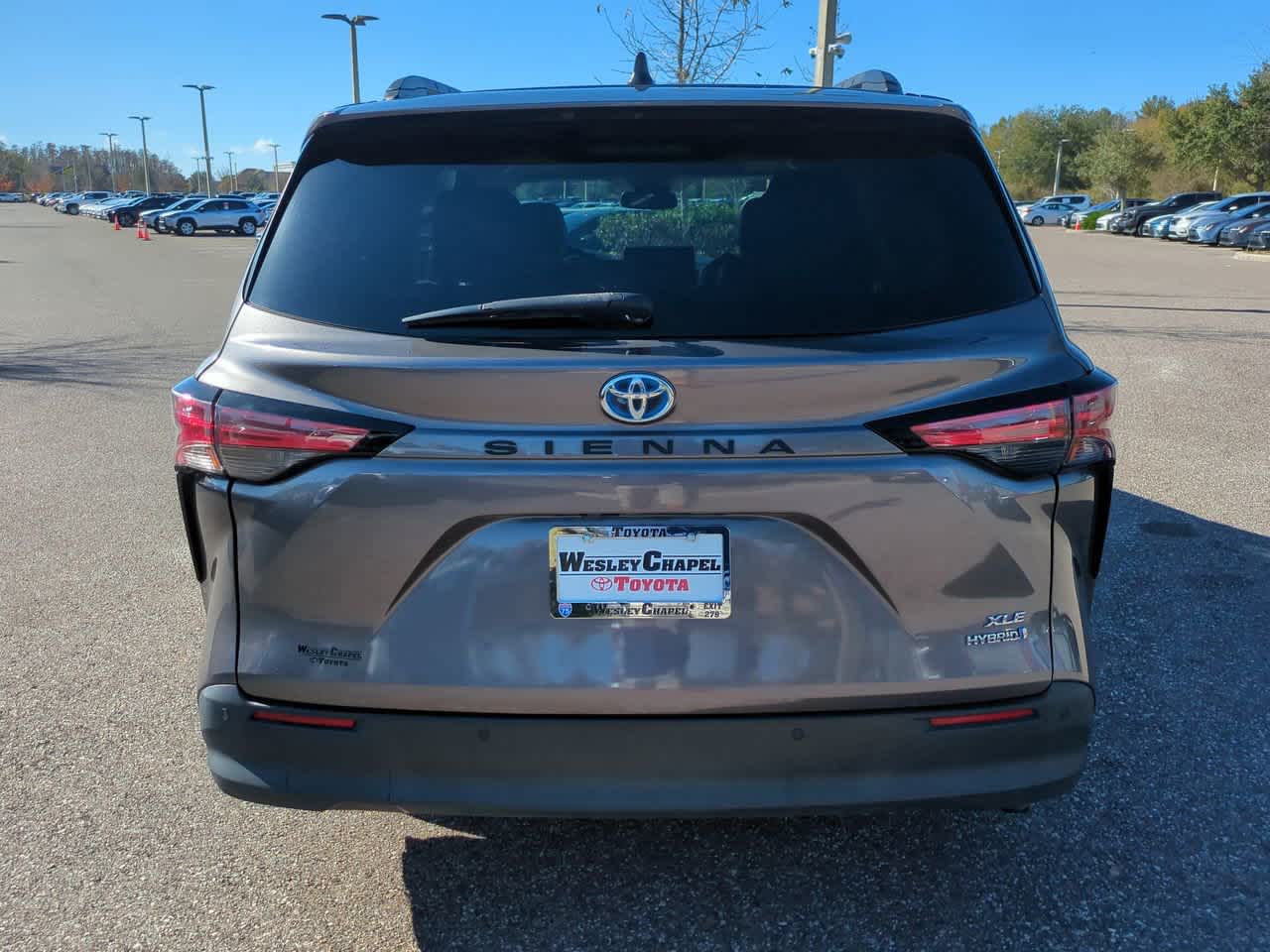 Thumbnail: 2021 Toyota Sienna - 5