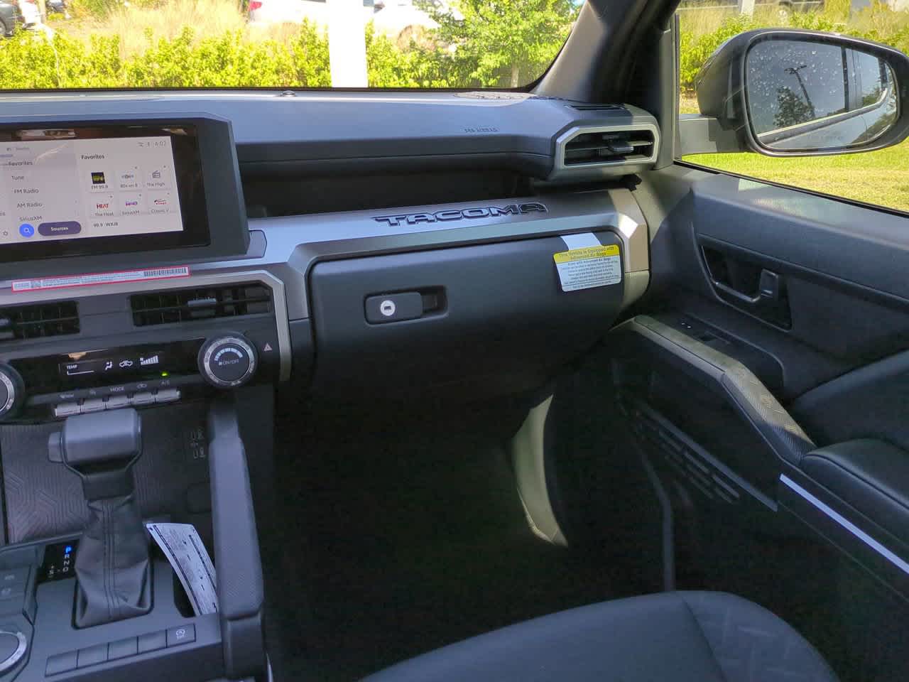 2025 Toyota Tacoma SR5 16