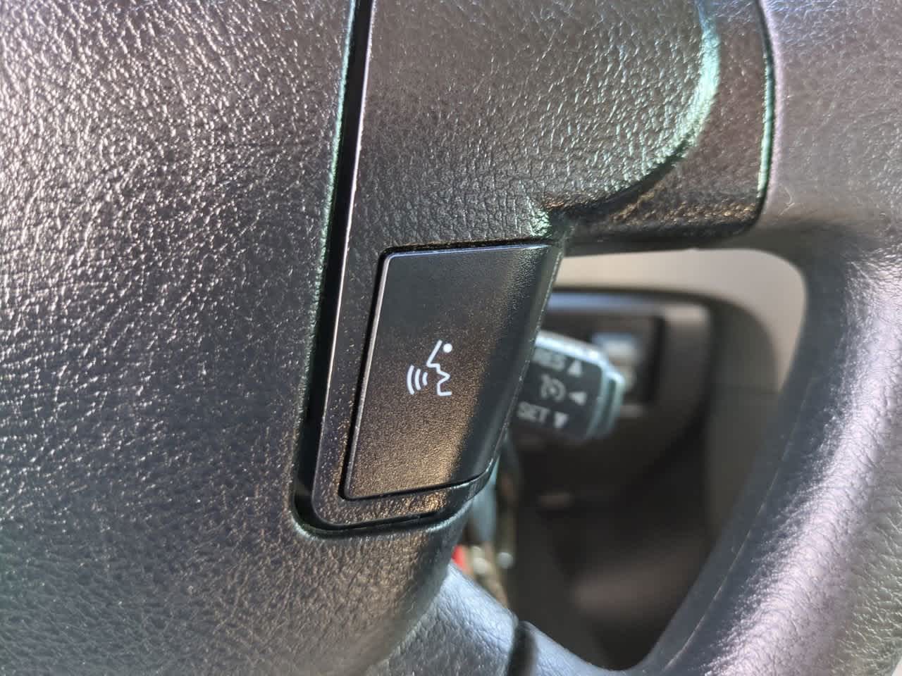 Thumbnail: 2010 Toyota Tundra - 22