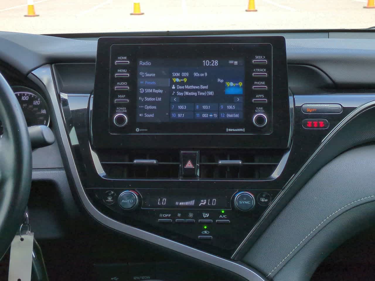 2023 Toyota Camry SE 17