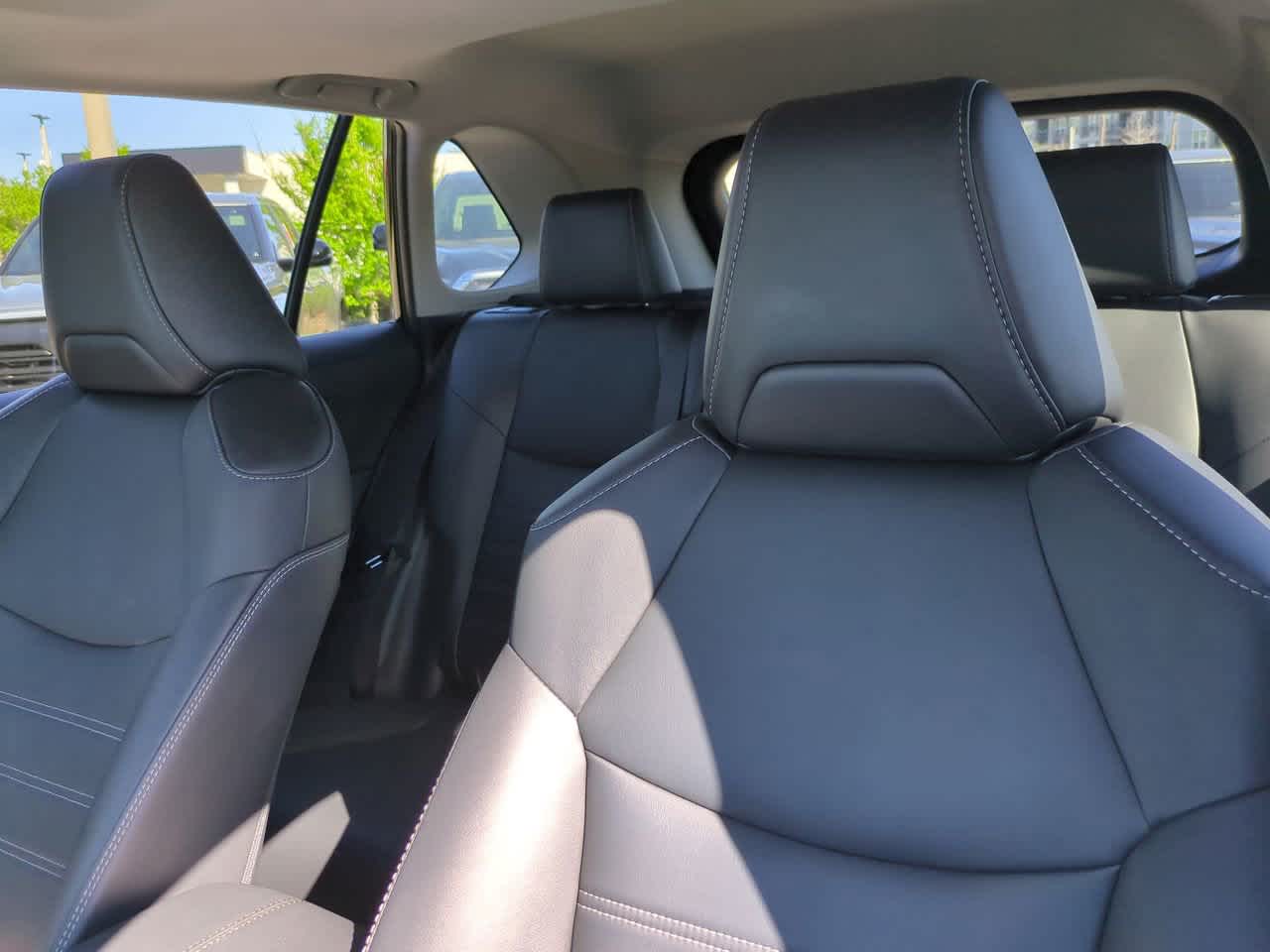 Thumbnail: 2023 Toyota RAV4 - 8