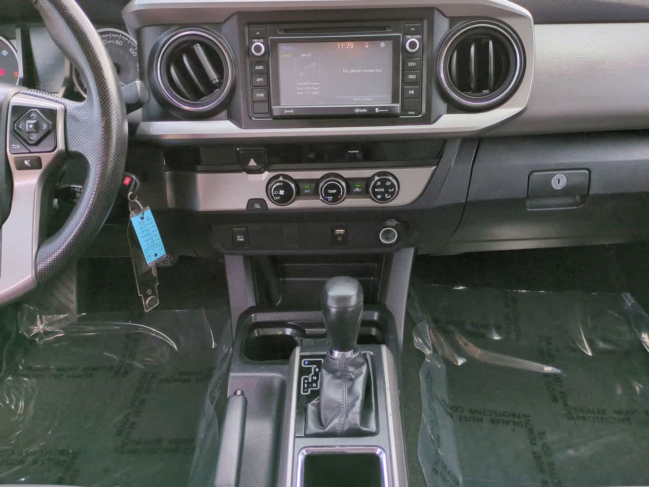 2017 Toyota Tacoma SR5 18