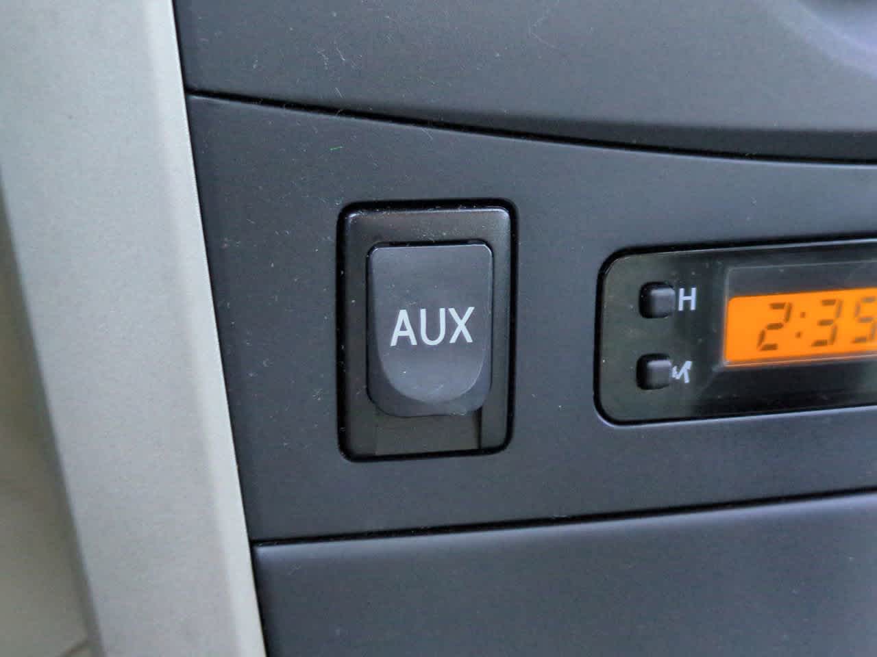 Thumbnail: 2010 Toyota Corolla - 19