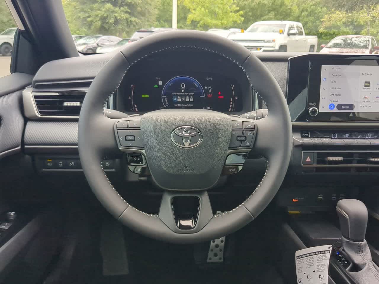 2025 Toyota Camry SE 15
