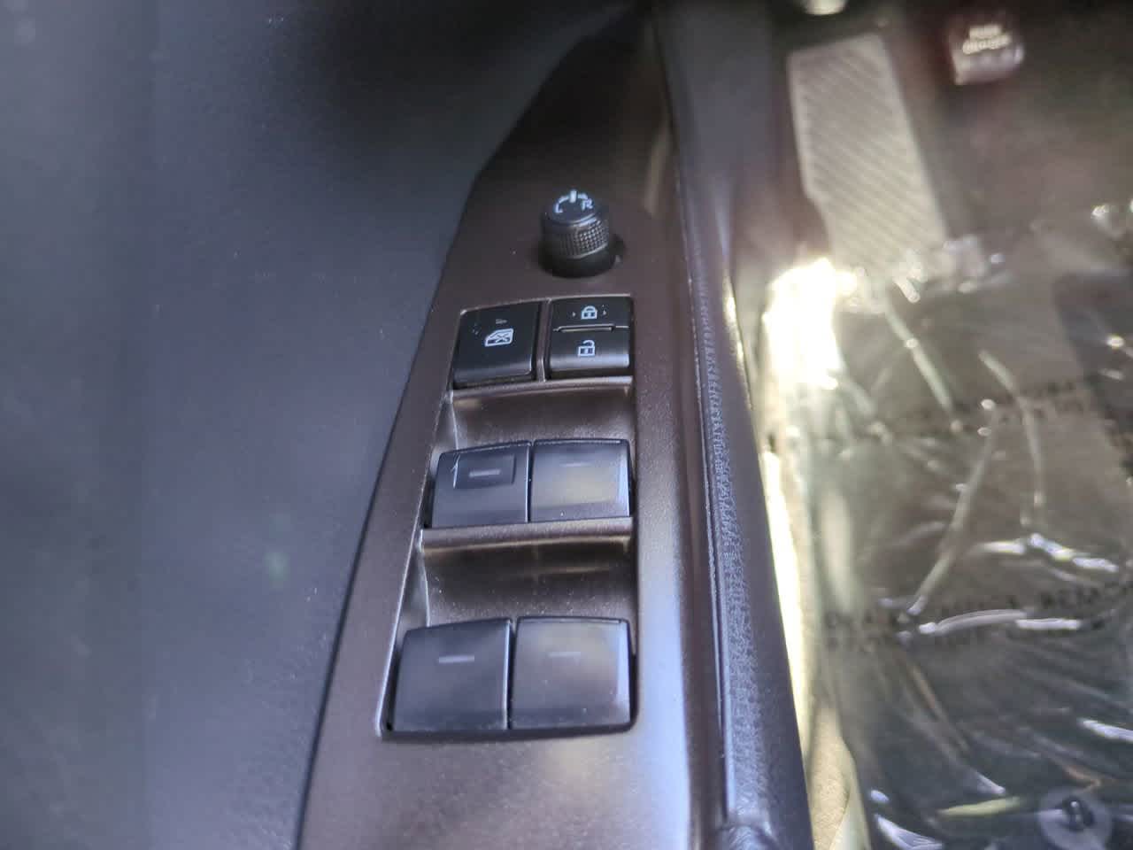 Thumbnail: 2024 Toyota Camry - 21