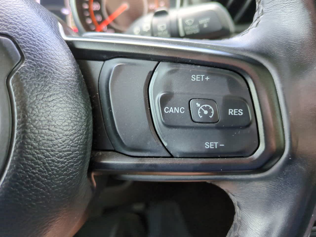 Thumbnail: 2019 Jeep Wrangler - 23