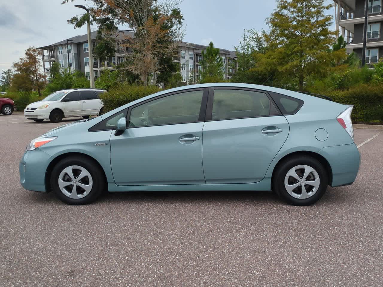 Thumbnail: 2015 Toyota Prius - 3
