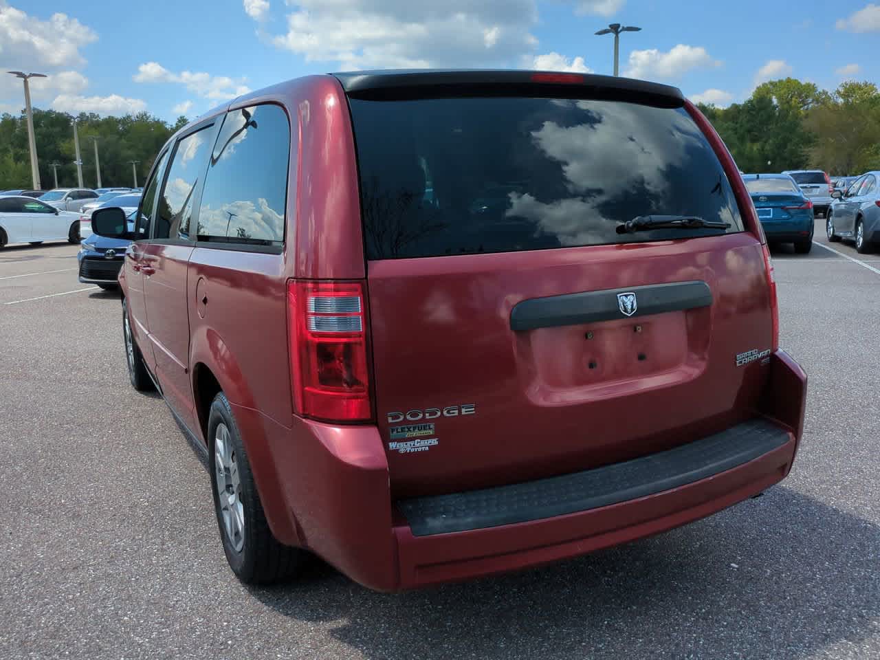 Thumbnail: 2010 Dodge Grand Caravan - 4