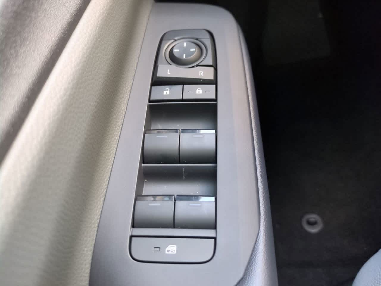 Thumbnail: 2026 Toyota Prius - 21