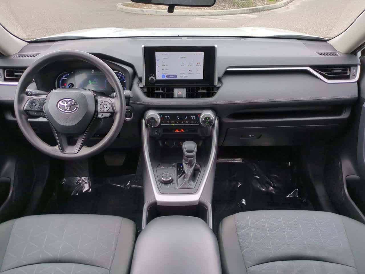 Thumbnail: 2025 Toyota RAV4 - 14