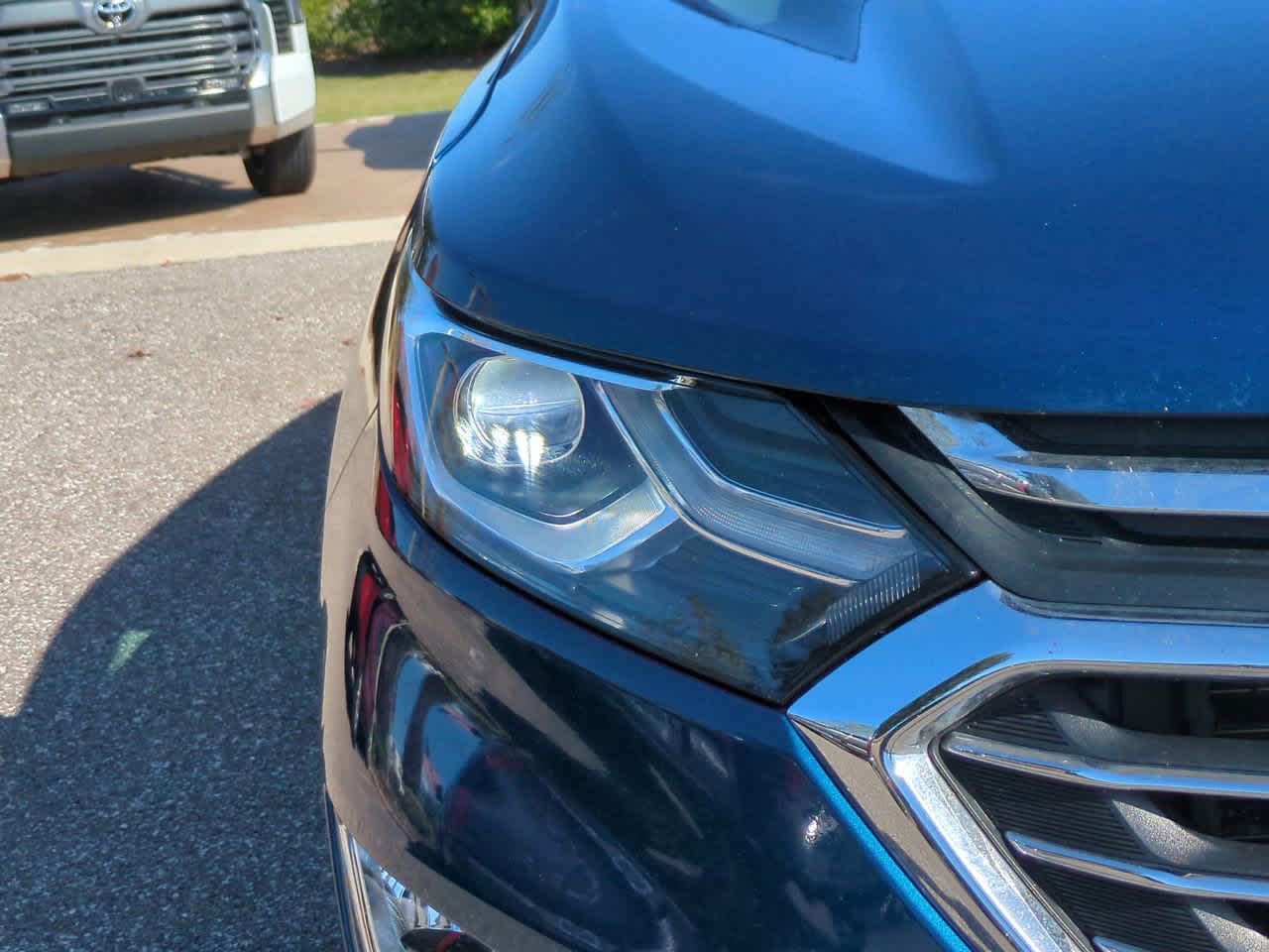 Thumbnail: 2021 Chevrolet Equinox - 10