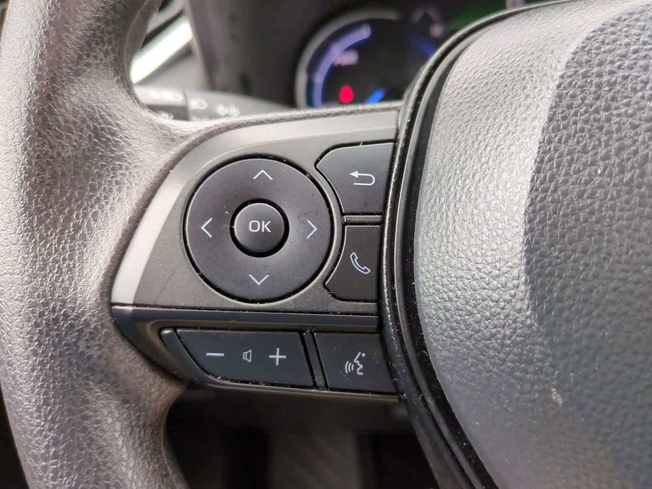 Thumbnail: 2025 Toyota RAV4 - 22