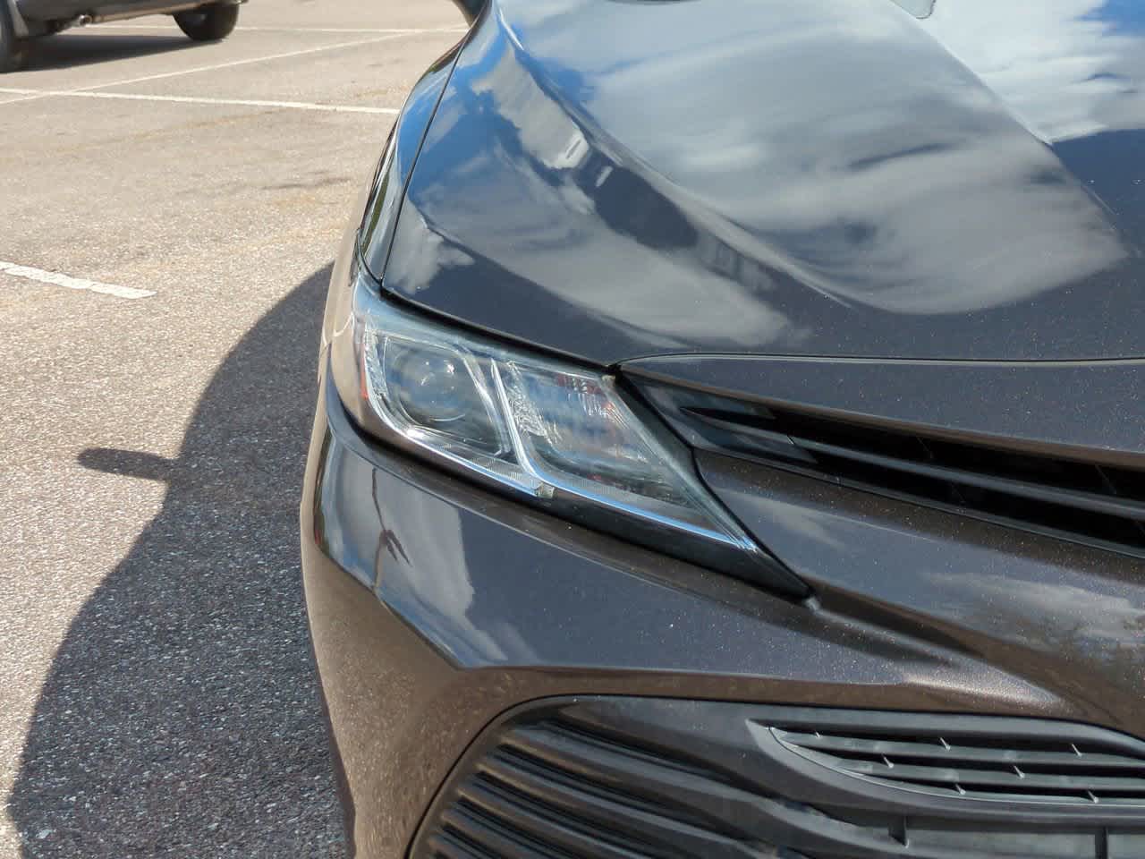 Thumbnail: 2018 Toyota Camry - 10