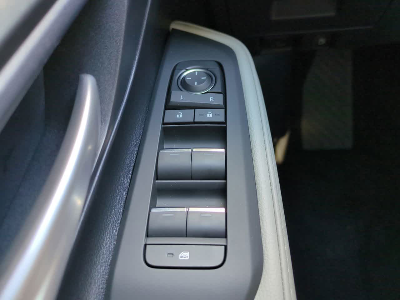 Thumbnail: 2026 Toyota Grand Highlander - 23