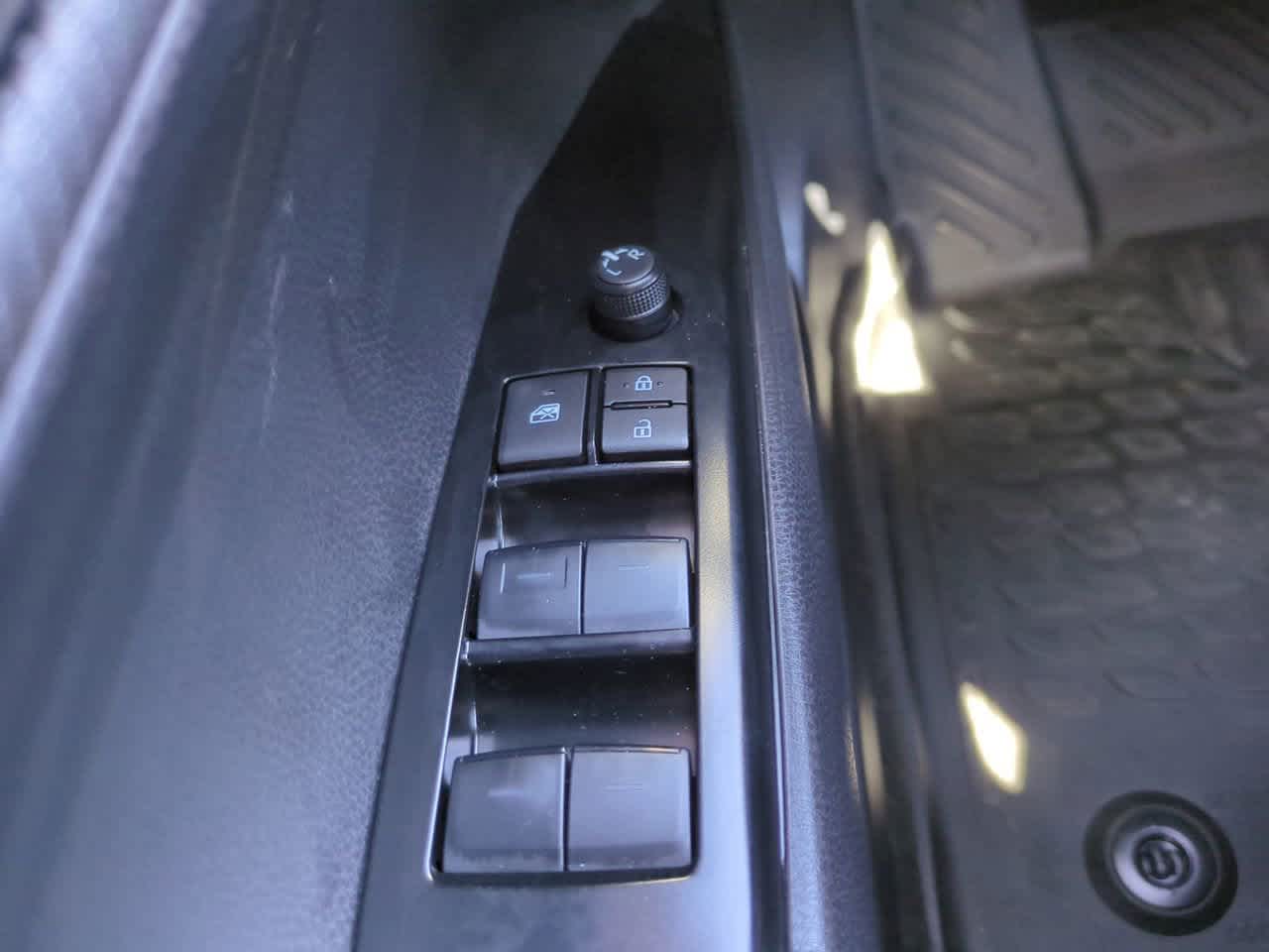 Thumbnail: 2026 Toyota Camry - 21