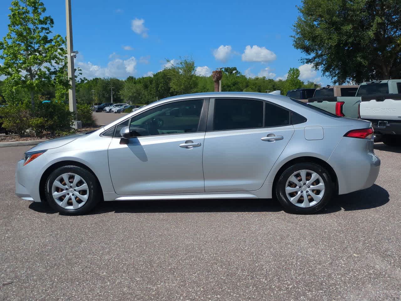Thumbnail: 2021 Toyota Corolla - 3