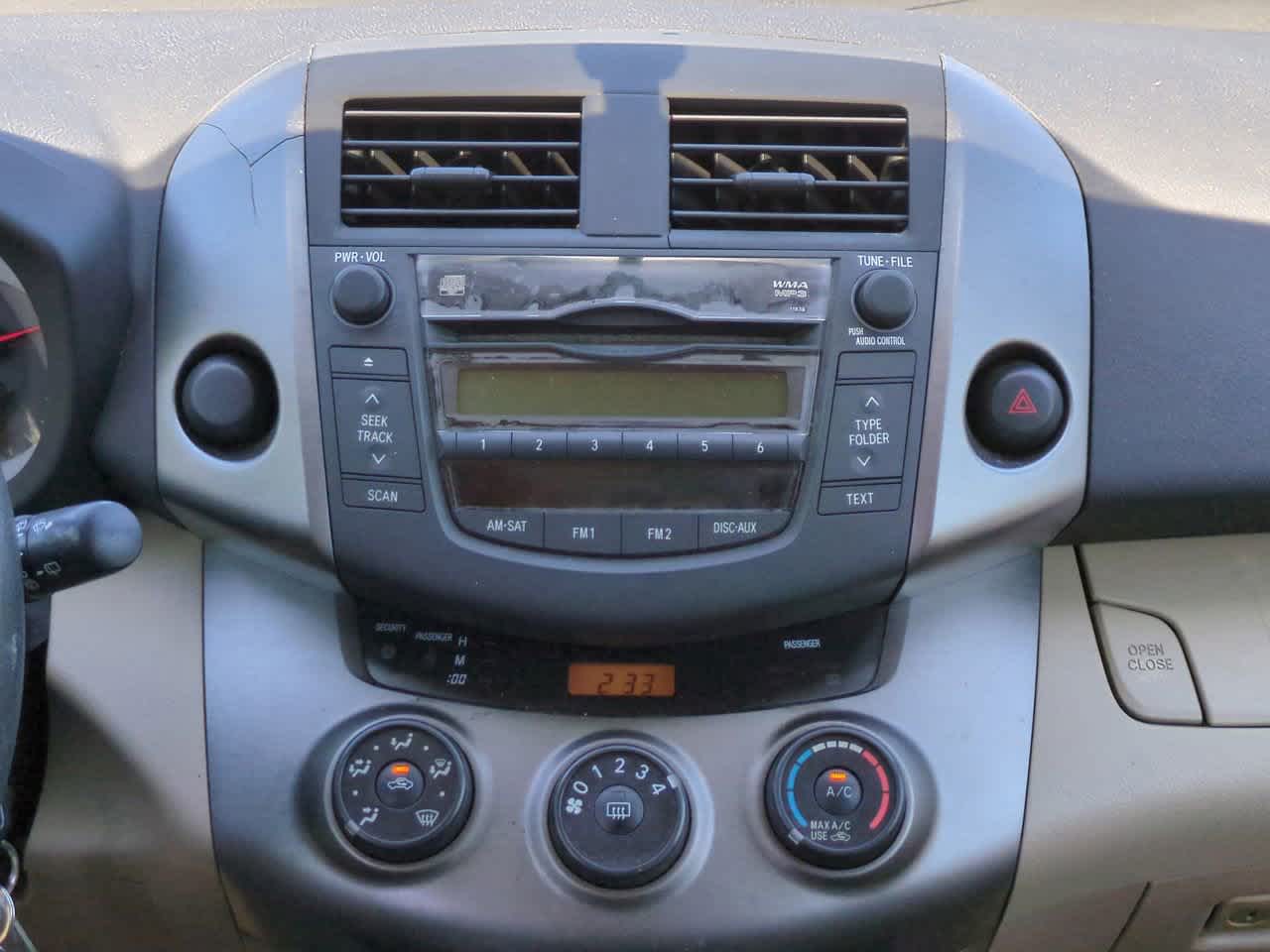 Thumbnail: 2009 Toyota RAV4 - 17