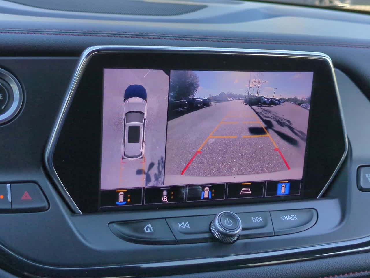 Thumbnail: 2021 Chevrolet Blazer - 20