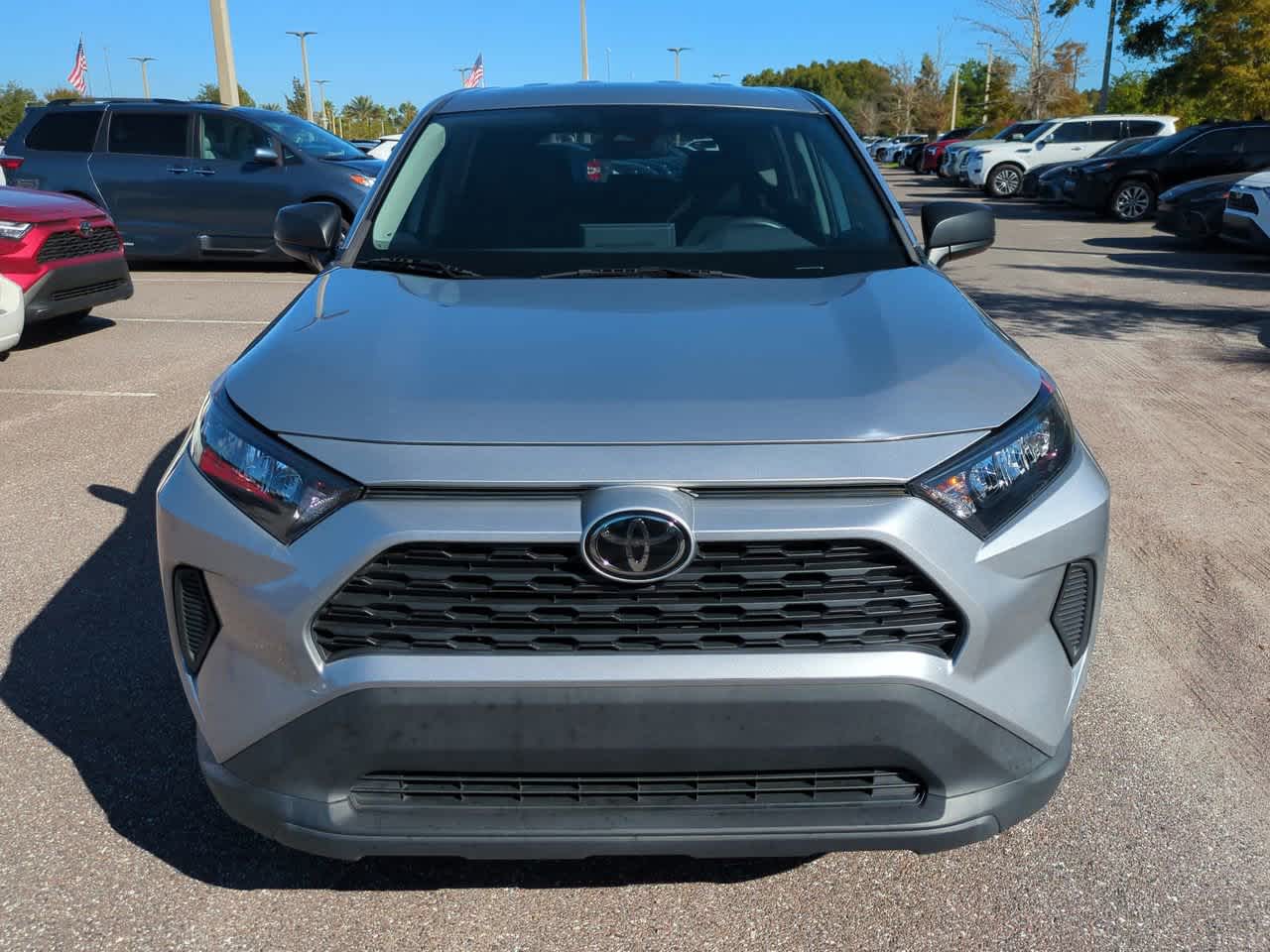 Thumbnail: 2022 Toyota RAV4 - 9